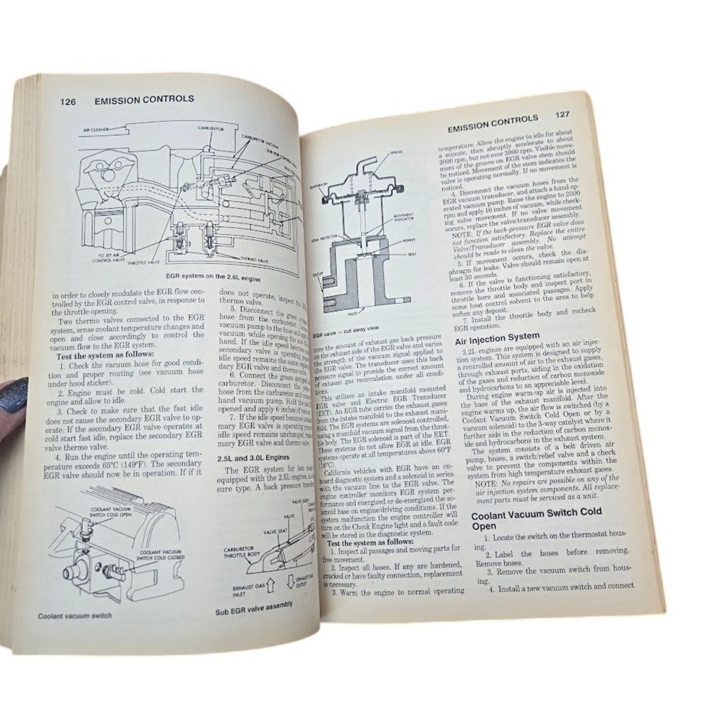 Chilton Dodge Caravan Plymouth Voyager 1984-91 Repair Manual #7482 - Picture 8 of 10